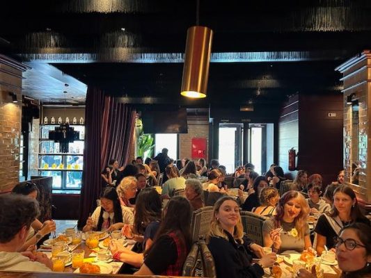 Petit-déjeuner à l'arrivée à Madrid